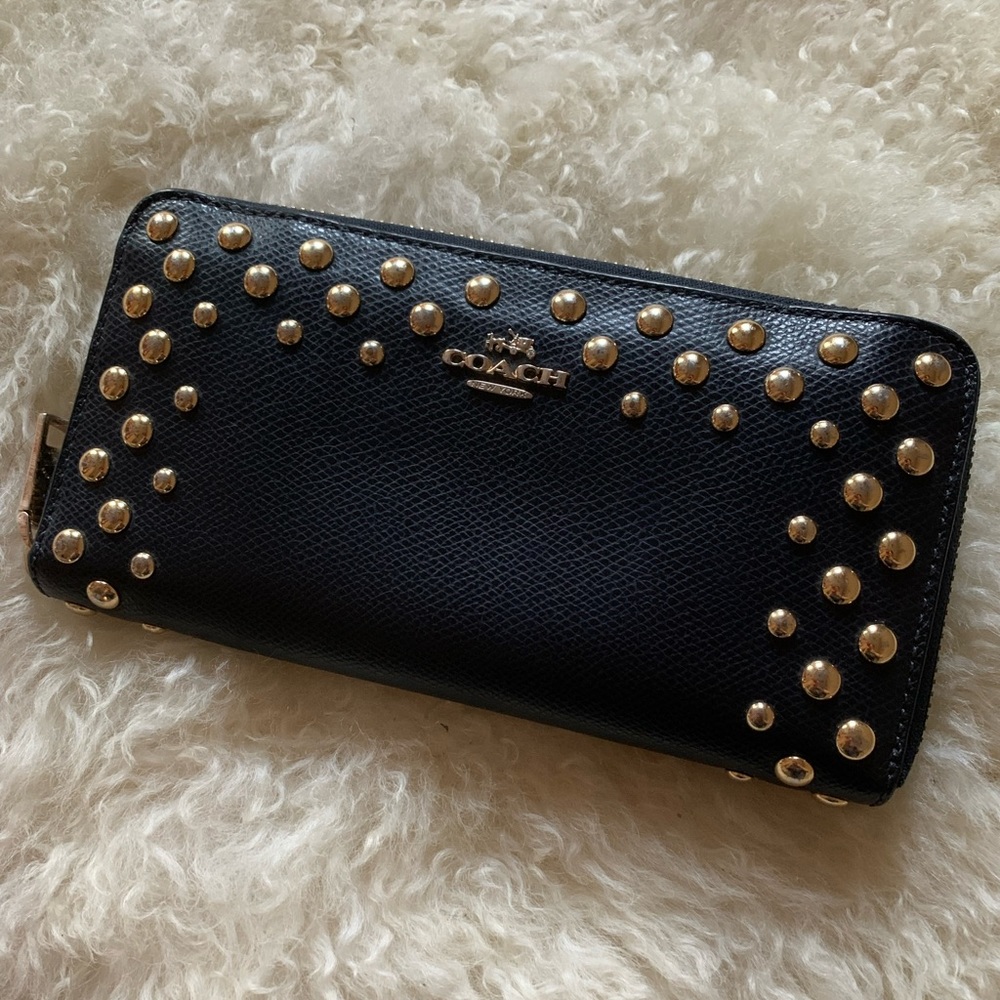 Coach long wallet